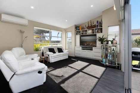 Photo of property in 102 Freyberg Street, Otumoetai, Tauranga, 3110