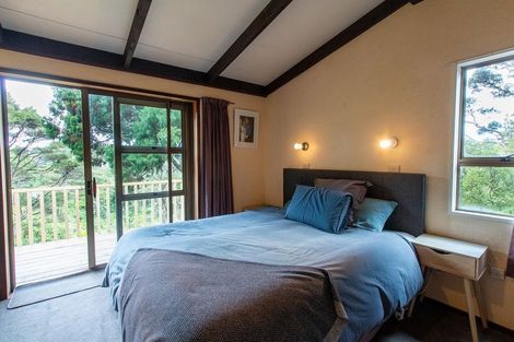 Photo of property in 266 Konini Road, Titirangi, Auckland, 0604