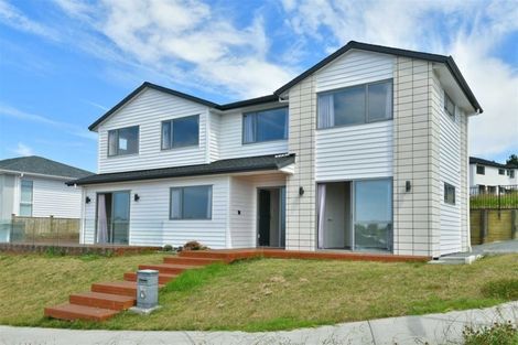 Photo of property in 19 Resolution Drive, Gulf Harbour, Whangaparaoa, 0930