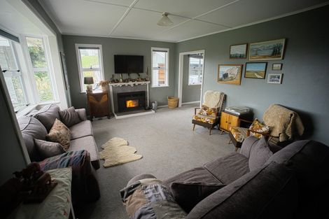 Photo of property in 54 Tiraumea Road, Pahiatua, 4981