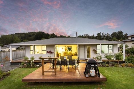 Photo of property in 298 Gladstone Road North, Mosgiel, 9092