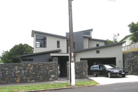 Photo of property in 35 Marsden Avenue, Mount Eden, Auckland, 1024