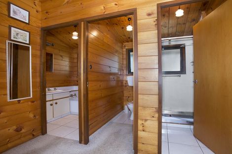 Photo of property in 345 Aokautere Drive, Aokautere, Palmerston North, 4471