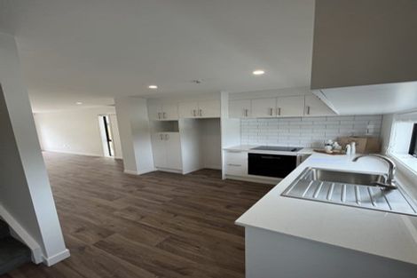 Photo of property in 11a Welby Place, Mangere, Auckland, 2022