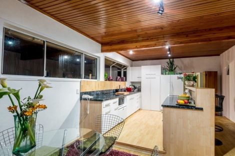 Photo of property in 11 Rangitoto View Road, Cockle Bay, Auckland, 2014