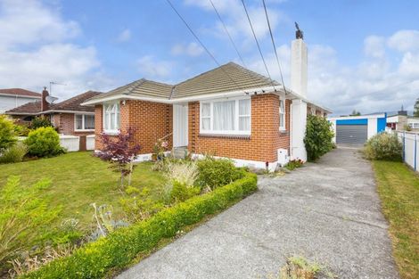 Photo of property in 37 Kashmir Avenue, Clouston Park, Upper Hutt, 5018