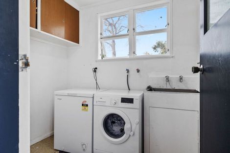 Photo of property in 2 Ajax Place, Highbury, Palmerston North, 4412