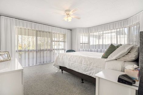 Photo of property in 52 Racecourse Road, Waiuku, 2123