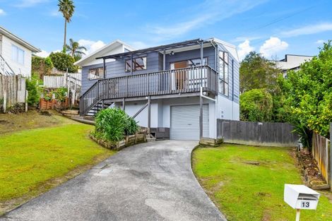 Photo of property in 13 Frosses Place, Massey, Auckland, 0614
