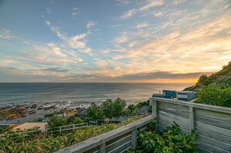 Photo of property in 3/52 High Street, Island Bay, Wellington, 6023