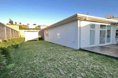Photo of property in 92 Whakaturou Crescent, Pyes Pa, Tauranga, 3112