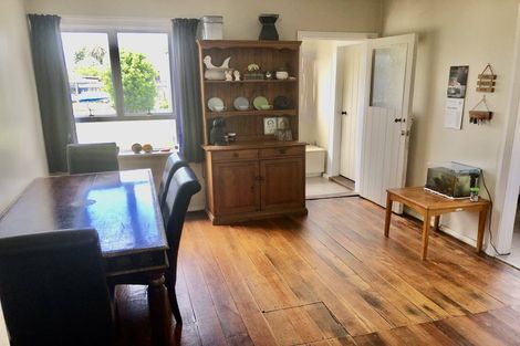 Photo of property in 14 Moore Avenue, Tawhero, Whanganui, 4501