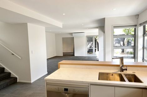 Photo of property in 30a Mayfair Street, Riccarton, Christchurch, 8011