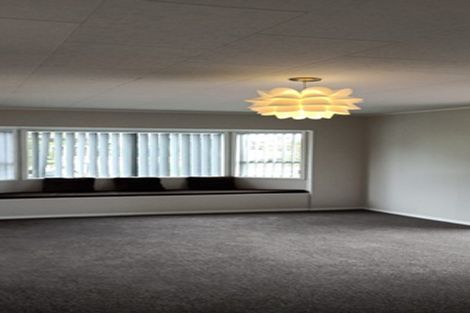 Photo of property in 54 Alabaster Drive, Papatoetoe, Auckland, 2025