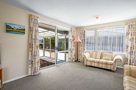 Photo of property in 76 Bush Street, Rangiora, 7400