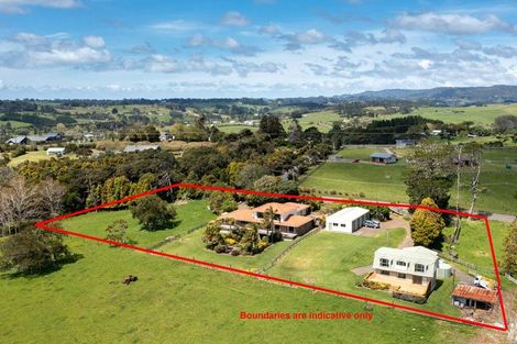 Photo of property in 14 Peters Lane, Taupaki, Henderson, 0782