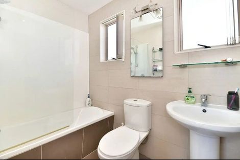 Photo of property in 37 Te Pua School Road, Helensville, 0875