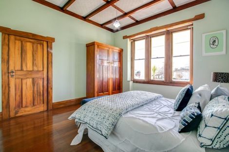 Photo of property in 801 Avenue Road East, Parkvale, Hastings, 4122