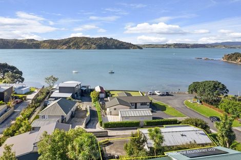 Photo of property in 50 Lorenzen Bay Road, Raglan, 3225