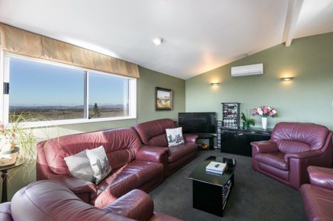 Photo of property in 95 Churchill Drive, Taradale, Napier, 4112