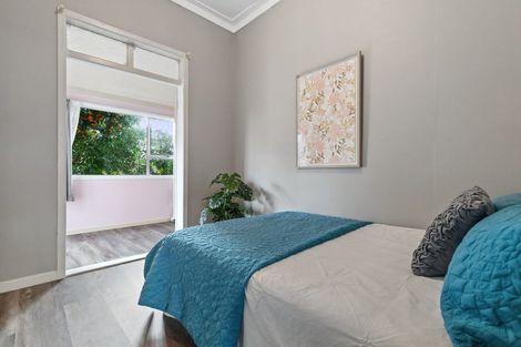 Photo of property in 28 Stirling Street, Te Aroha, 3320