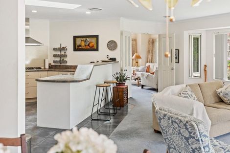 Photo of property in 2 Landing Drive, Albany, Auckland, 0632