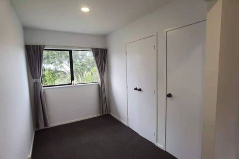 Photo of property in 36 Parr Terrace, Castor Bay, Auckland, 0620