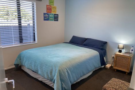 Photo of property in 16 Te Whenu Crescent, Marshland, Christchurch, 8083