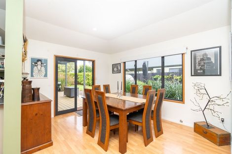 Photo of property in 9 Grosvenor Place, Rototuna, Hamilton, 3210