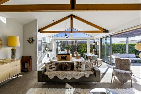 Photo of property in 34 Rannoch Drive, Jacks Point, Queenstown, 9371