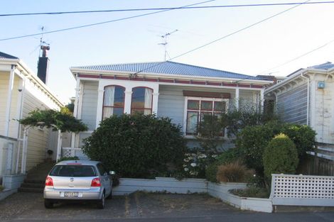 Photo of property in 7 Caroline Street, Mount Victoria, Wellington, 6011