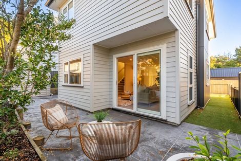 Photo of property in 70b Heretaunga Square, Silverstream, Upper Hutt, 5019