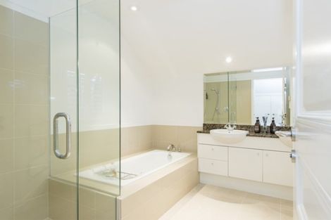 Photo of property in 93 Victoria Avenue, Remuera, Auckland, 1050