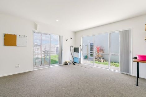 Photo of property in 1/26 Hollowout Street, Takanini, 2112