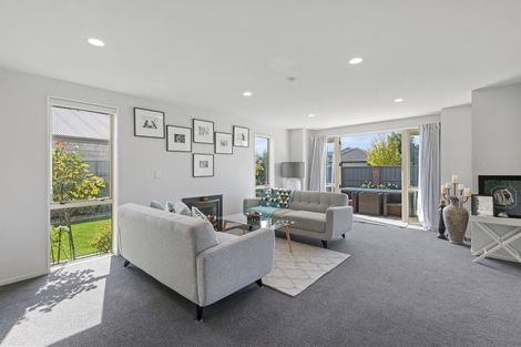 Photo of property in 29 Coppinger Terrace, Aidanfield, Christchurch, 8025