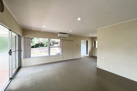Photo of property in 2/66 Bentley Avenue, Glenfield, Auckland, 0629