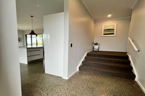 Photo of property in 5 Wautaiti Drive, Riverhead, 0820