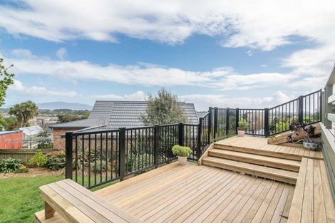Photo of property in 14 Amokura Street, Waikanae, 5036