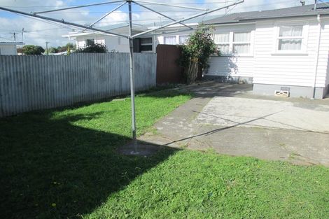 Photo of property in 185 Cambridge Street, Levin, 5510