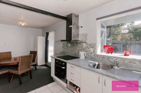 Photo of property in 37 Rhodes Drive, Kelvin Grove, Palmerston North, 4414