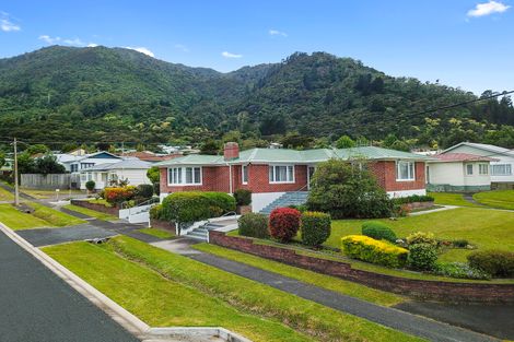 Photo of property in 11 Brick Street, Te Aroha, 3320