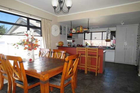 Photo of property in 22 Queen Street, Westport, 7825