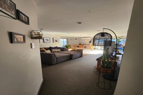 Photo of property in 17b Scotstoun Place, Glen Eden, Auckland, 0602