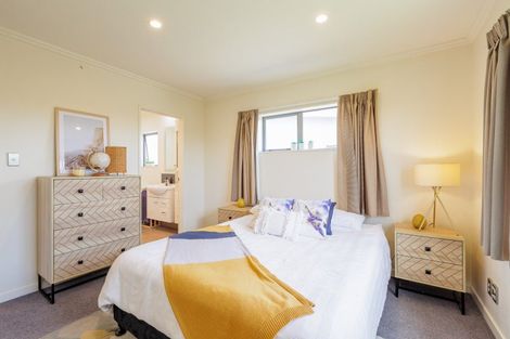 Photo of property in 25a Rosalie Terrace, Kelvin Grove, Palmerston North, 4414