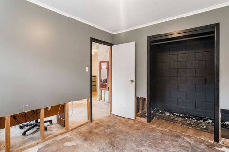 Photo of property in 85 Manuka Road, Bayview, Auckland, 0629