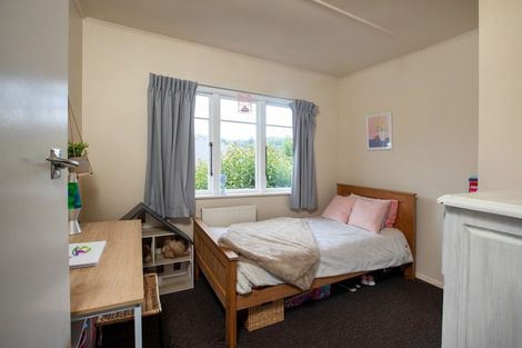 Photo of property in 28 Tipahi Street, Nelson South, Nelson, 7010