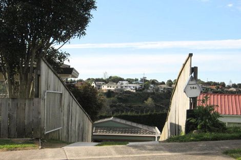 Photo of property in 14 Te Arawa Place, Welcome Bay, Tauranga, 3112