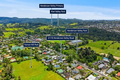 Photo of property in 2/176 Henderson Valley Road, Henderson, Auckland, 0612