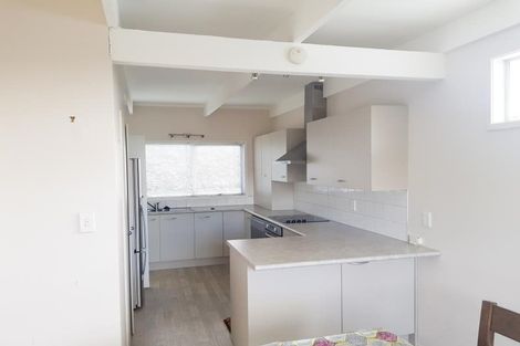 Photo of property in 2/12 King Richard Place, Browns Bay, Auckland, 0630