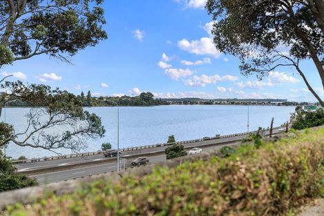 Photo of property in 15 Williams Street, Tauranga, 3110